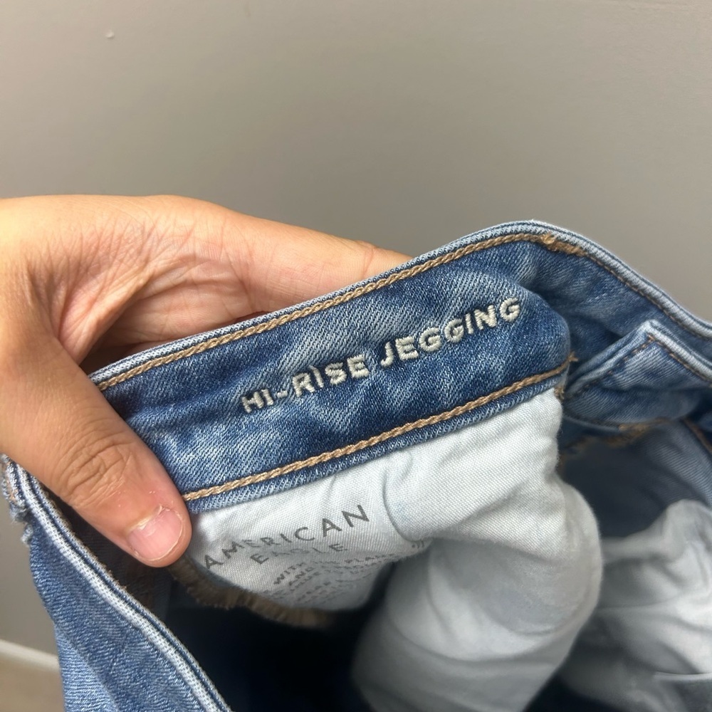 American Eagle High Rise Ripped Jeggings Jeans - Picture 5 of 6